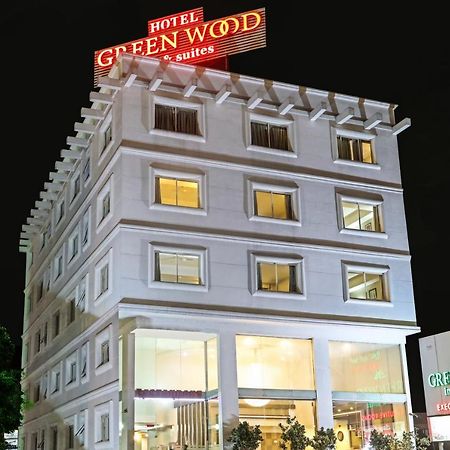 Treebo Trip Greenwood Inn And Suites Narasimharaja Puram Buitenkant foto
