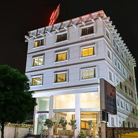 Treebo Trip Greenwood Inn And Suites Narasimharaja Puram Buitenkant foto