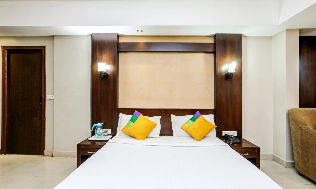 Treebo Trip Greenwood Inn And Suites Narasimharaja Puram Buitenkant foto