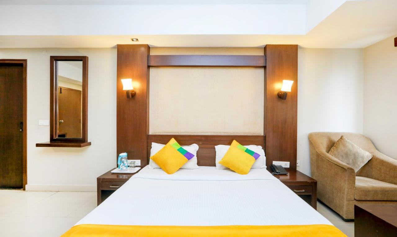 Treebo Trip Greenwood Inn And Suites Narasimharaja Puram Buitenkant foto